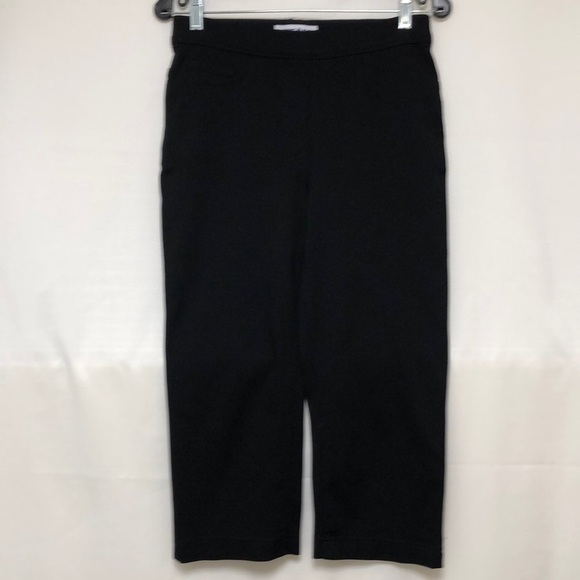 Nygard Capris -> Nygard Capris - Picture 1 of 11